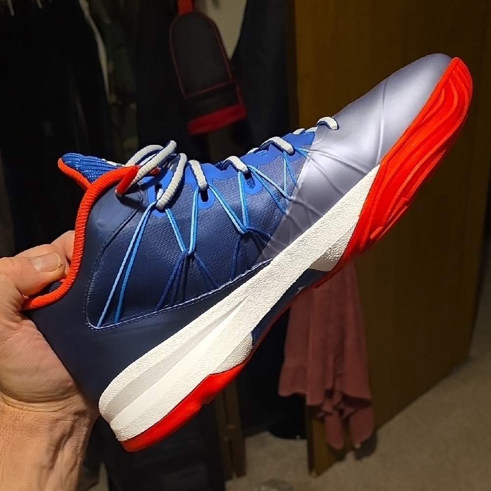 Jordan Blue and Orange Sneakers - Picture 9 of 9